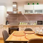 Apartment Junto Al Ayuntamiento *