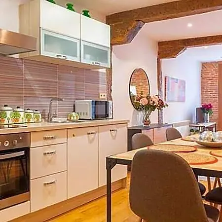 Junto Al Ayuntamiento Appartement *