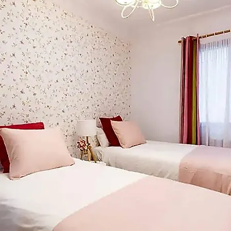 Junto Al Ayuntamiento Appartement