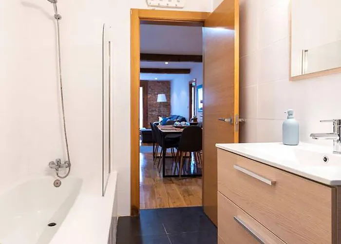 Junto Al Ayuntamiento Santander