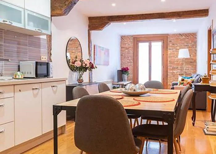 Junto Al Ayuntamiento Santander